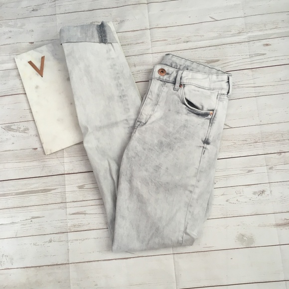 grey bleached jeans